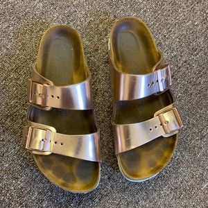 Birkenstock Arizona rose gold